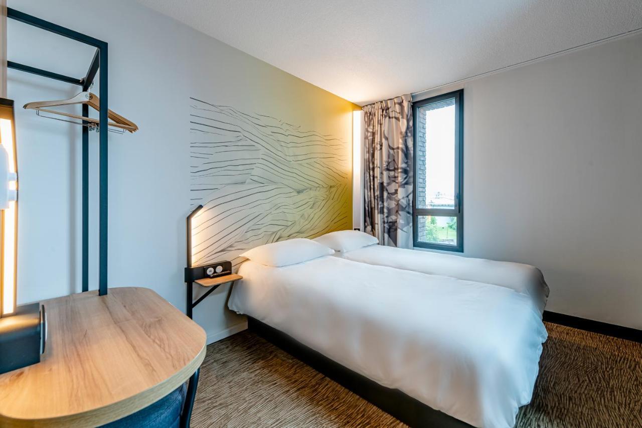 B&B Hotel Bordeaux Bassins A Flot Bagian luar foto